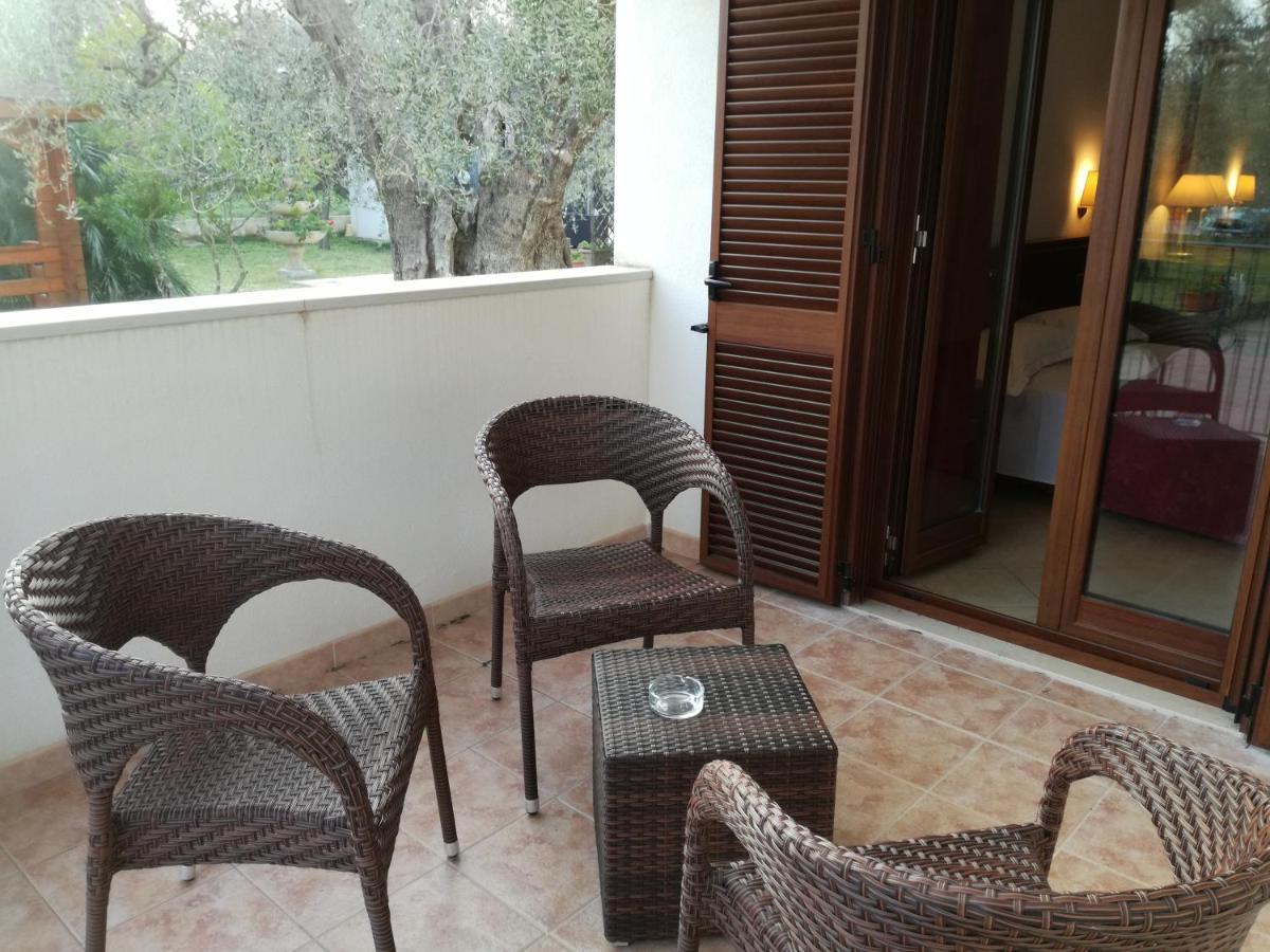 Bed and Breakfast Borgo Cerasa Vieste Exterior foto